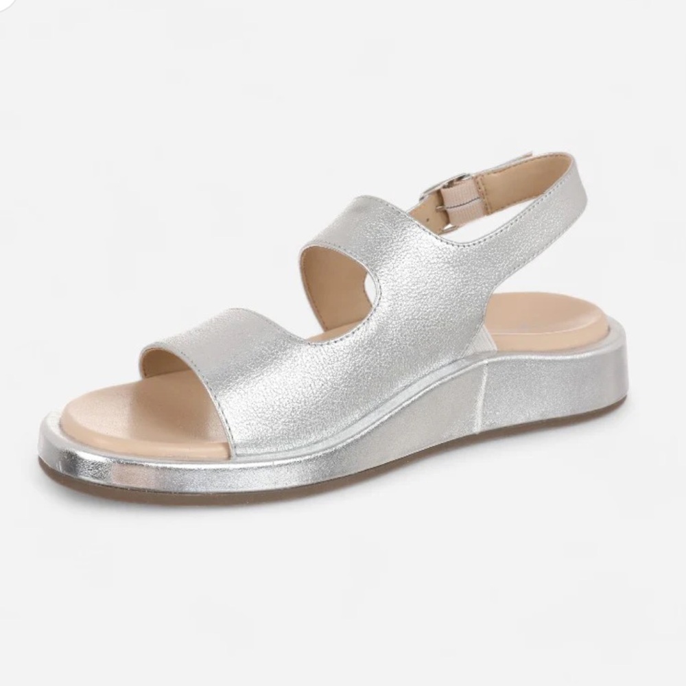 Vionic Madera Slingback Sandal Women NEW NWOT Size 8 Silver